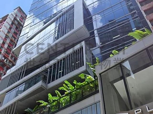 Plaza 228