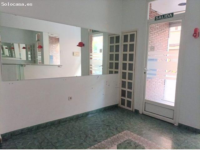 PLAZA TOROS LOCAL COMERCIAL EN INMEJOIRABLES CONDICIONES Y CON MAGNIFICA UBICACIÓN DE PASO, ÚNICO