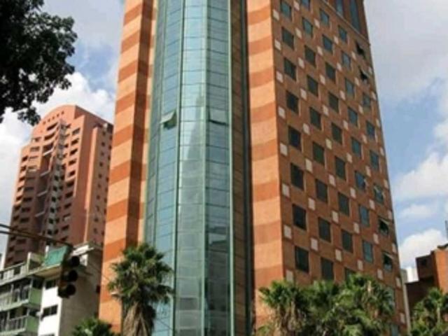 Plaza Venezuela oficina en alquiler