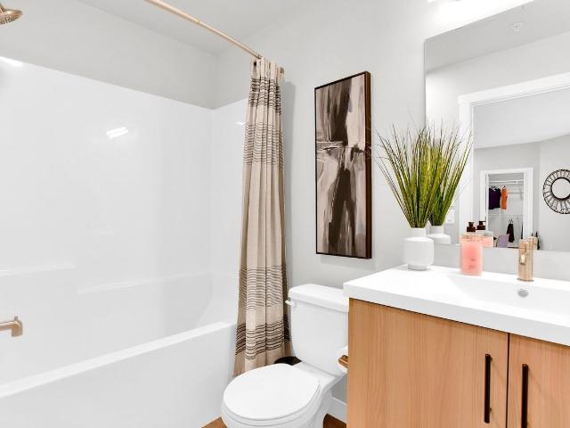 Plaza Apartments 2 Bedroom Apartment for Rent at 5055 Northland Dr Nw, Calgary, AB T2L 2M8 Brentwood