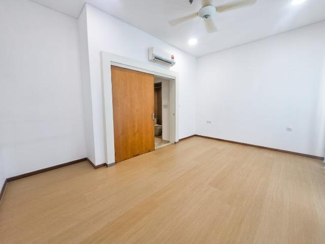 plaza arkadia, condominium