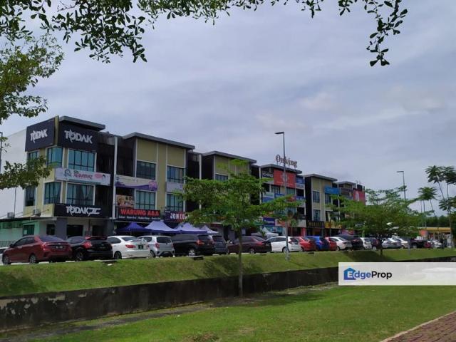 Plaza Crystalville