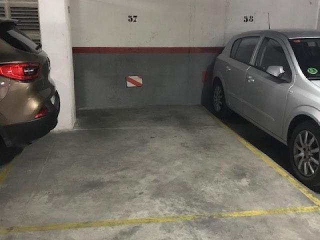 PLAZA DE APARCAMIENTO CON TRASTERO EN VENTA