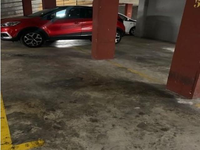 PLAZA DE APARCAMIENTO CÉNTRICA EN VENTA