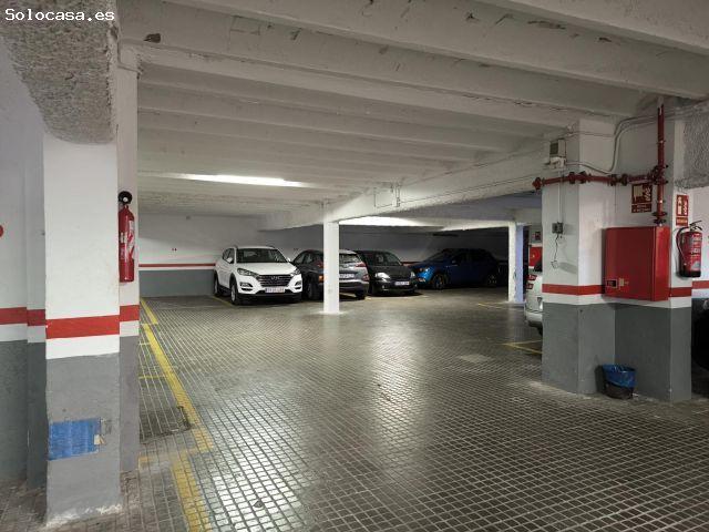 Plaza de aparcamiento en c/ Hernández Sanahuja, Tarragona centro