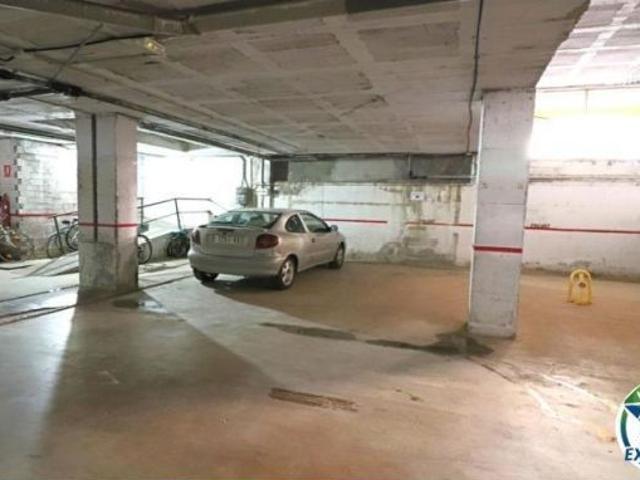 Plaza de aparcamiento en Gran Reserva en semisótano del Edificio