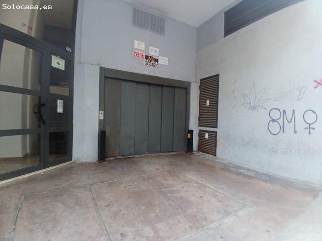 Plaza de aparcamiento en venta en Centre Vila, Vilafranca del Penedès
