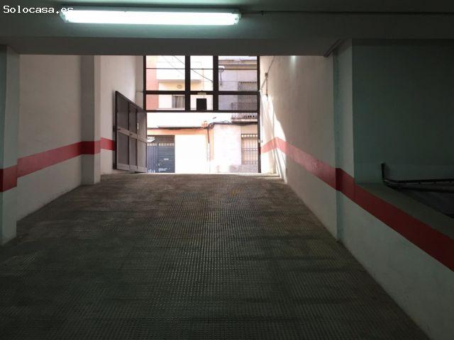 Plaza de aparcamiento en zona Mozarabes