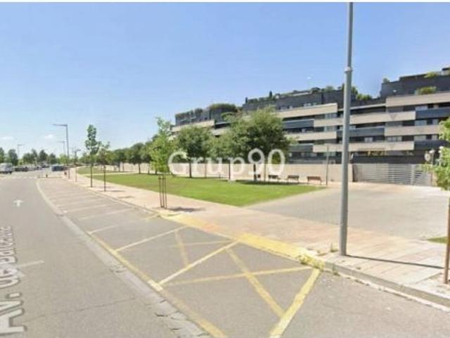 Plaza de aparcamiento para coche en Cappont