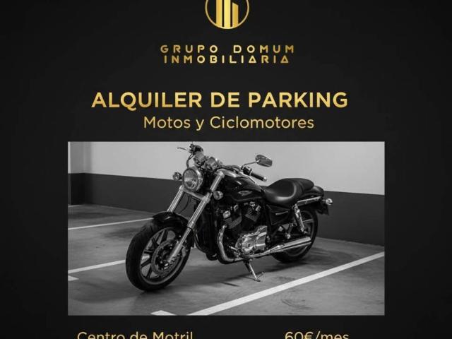 plaza de aparcamiento para motocicletas y ciclomotores