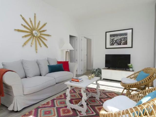 Plaza de Cascorro, Madrid, Community of Madrid 28005