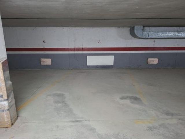 PLAZA DE GARAJE CENTRICA EN ALQUILER