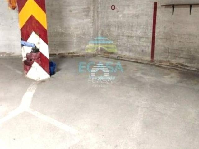 Plaza de garaje céntrica en Pontevedra