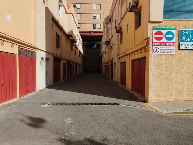 Plaza de Garaje Cerrada en Alicante Oportunidad Inversión