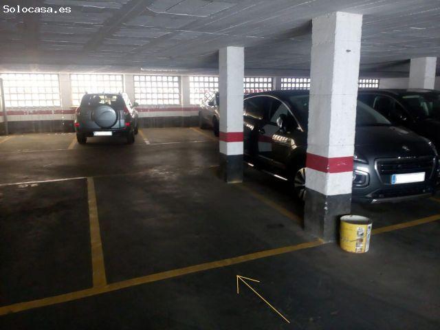 Plaza de garaje a la venta en zona de Mercadona