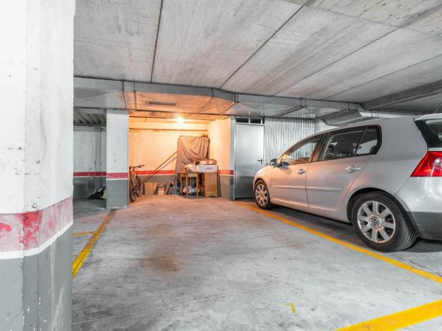 PLAZA DE GARAJE AMPLIA CON TRASTERO EN PLENO CENTRO