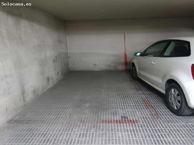 PLAZA DE GARAJE ENTRE REINA VICTORIA Y POETA MIGUEL HERNANDEZ 7,50M2