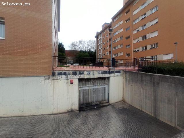 Plaza de garaje en Calle Luis Quintanilla Isasi