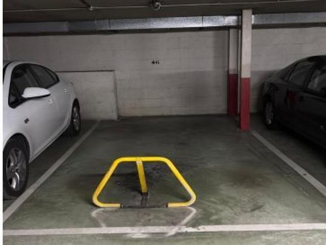 PLAZA DE GARAJE EN CUATRO CAMINOS