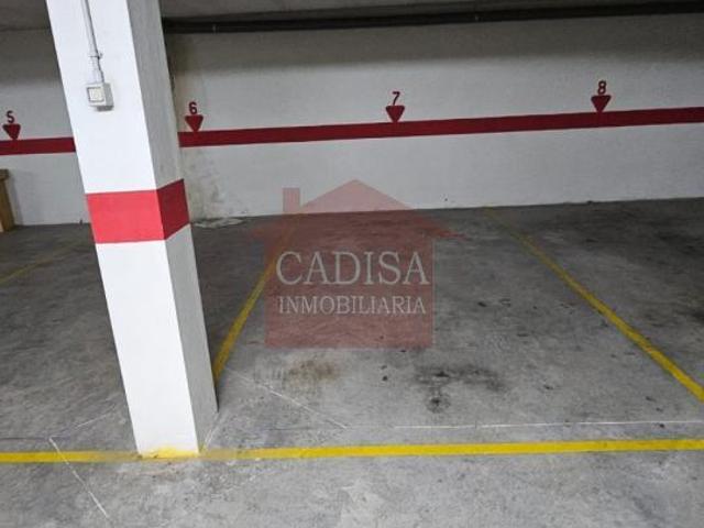 PLAZA DE GARAJE EN ALQUILER EN AVD DE LASALLE. REF 4043