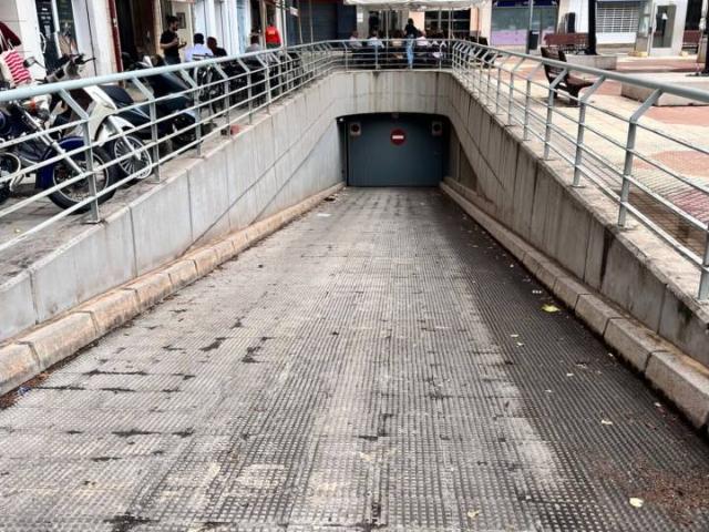 Plaza de garaje en alquiler en Pla de Real