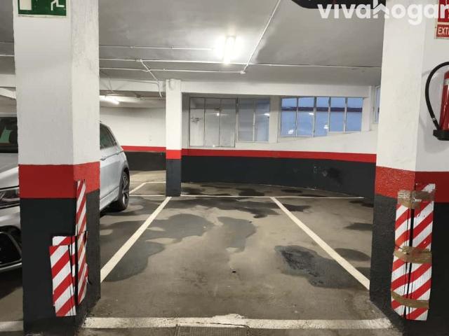 PLAZA DE GARAJE EN ALQUILER MEDIANA EN PARQUE DE LAS AVENIDAS