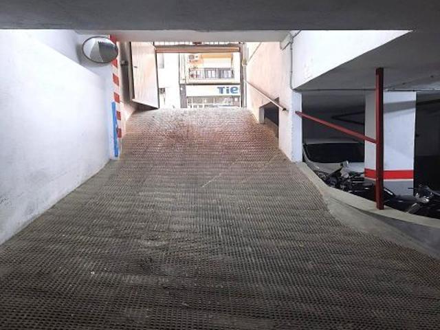 PLAZA DE GARAJE EN AV. DEL SUR