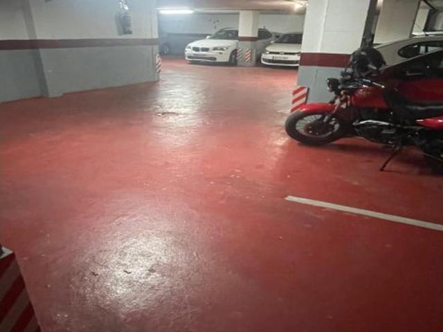 PLAZA DE GARAJE EN AVENIDA PADRE CLARET