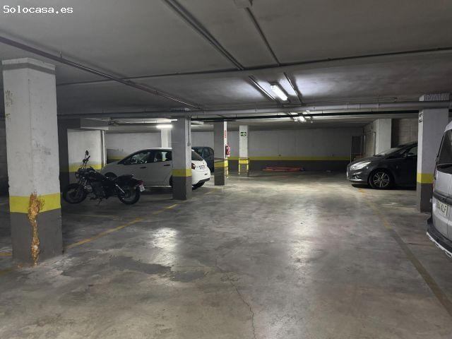 PLAZA DE GARAJE EN EDIFICIO SEMINUEVO DE LLIRIA