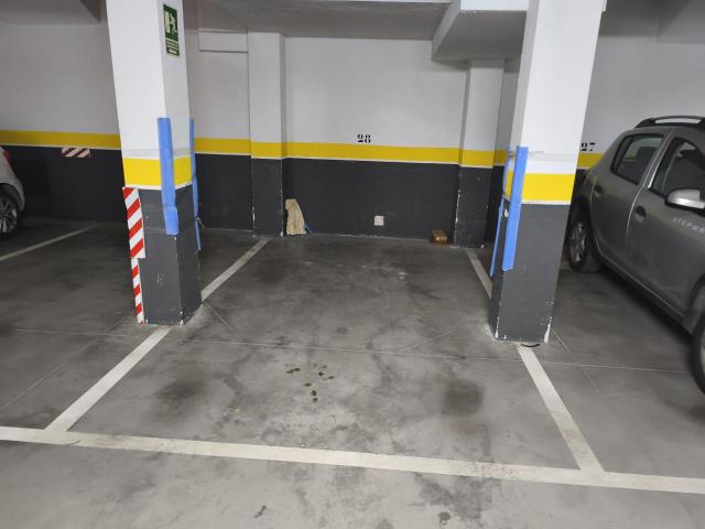 PLAZA DE GARAJE EN SÓTANO 1º COCHE GRANDE