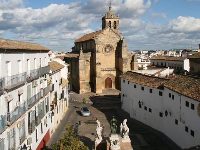 PLAZA DE GARAJE EN SANTA MARINA, CORDOBA