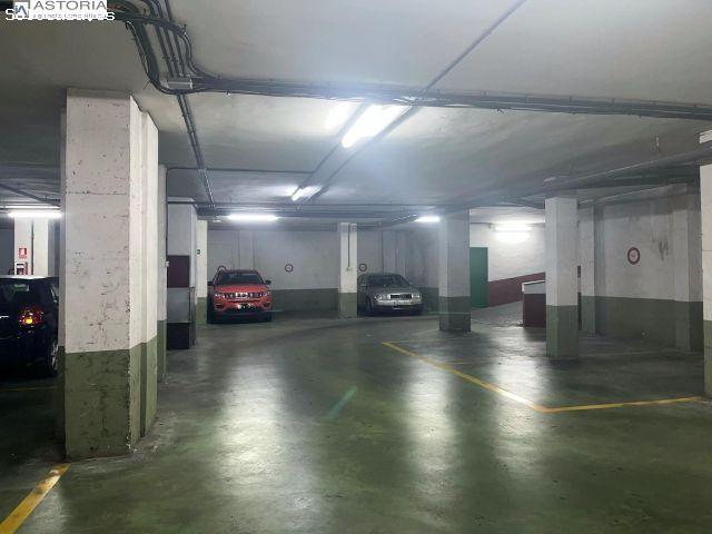 Plaza de garaje en Palacio de Deportes