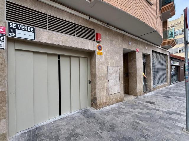 Plaza de garaje en pleno centro de Torrevieja al lado de Ramon Gallud