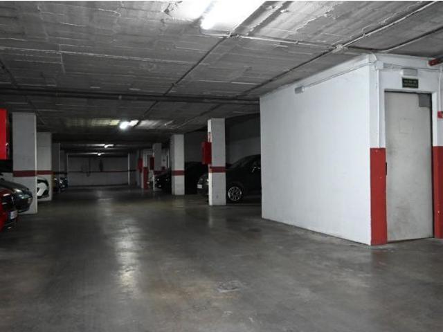 Plaza de Garaje en venta