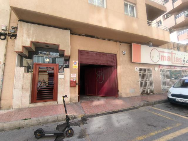 PLAZA DE GARAJE EN VENTA CALLE LA SAL 31
