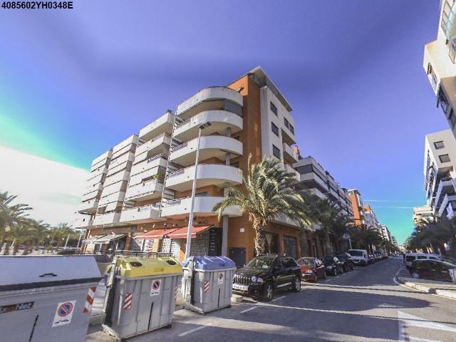 Plaza de garaje En Venta En Calle Mari Cruz Alvarez ELCHE inmediaciones bodegas amoros