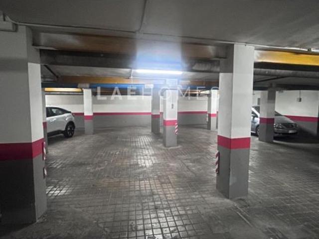 Plaza de garaje en venta en Carolinas Alicante
