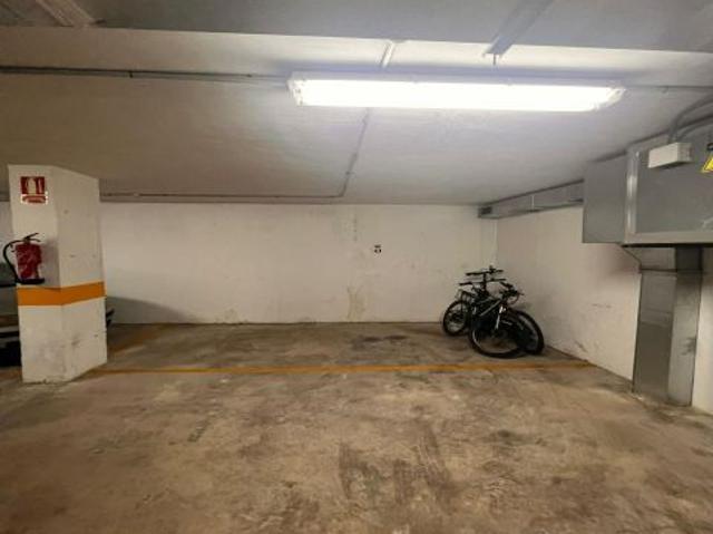 Plaza de garaje en venta en el centro de Torrevieja