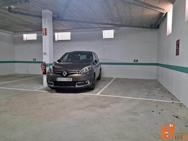 Plaza de garaje en venta en San Ildefonso