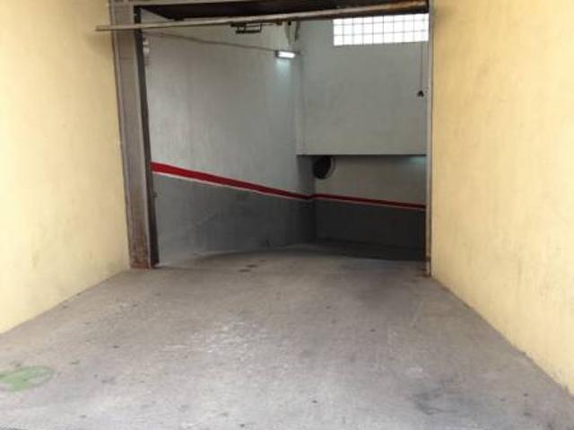 Plaza de garaje en venta en Vilanova i la Geltrú, c. col.legi
