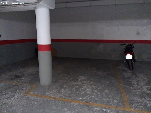 Plaza de garaje en venta y alquiler en calle Dr Ros