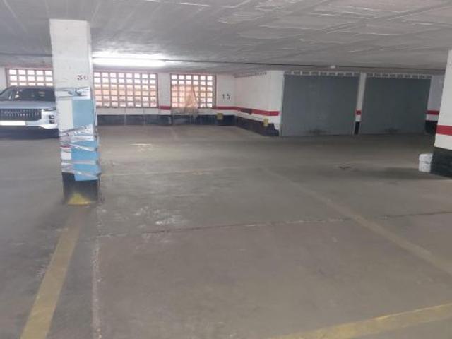Plaza de garaje en venta – Zona Hotel Princesa / Avda. Alfonso Puchades, Benidorm