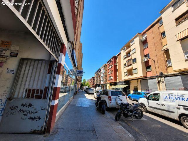 Plaza de garaje para coche pequeño/mediano en Las Fuentes – Zaragoza