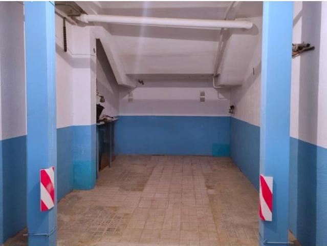 Plaza de garaje para dos coches