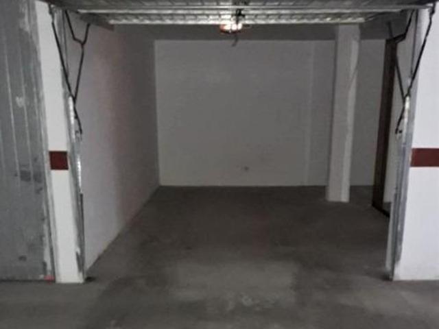 Plaza de garaje y trastero a la venta en Museros