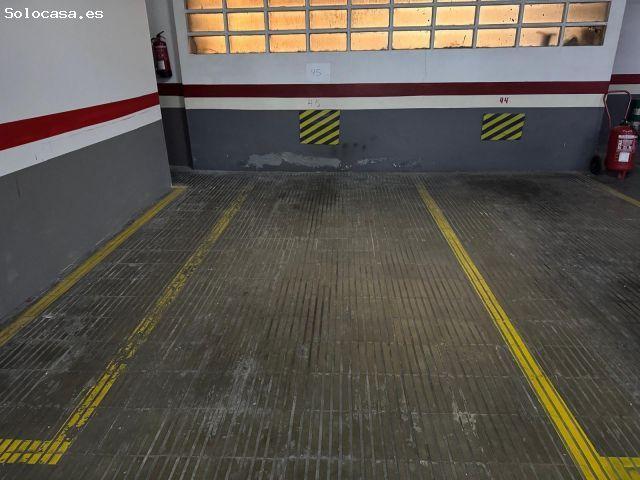 Plaza de parking de coche Calle Santa Perpètua Lesseps