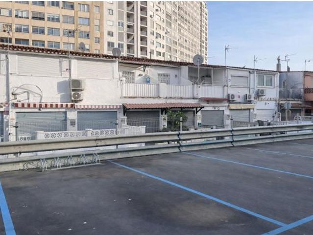 Plaza de parking en Empuriabrava