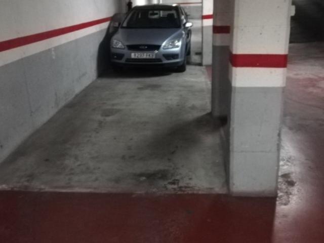PLAZA DE PARKING EN PURO CENTRO JUNTO RBLA. JUST OLIVERES