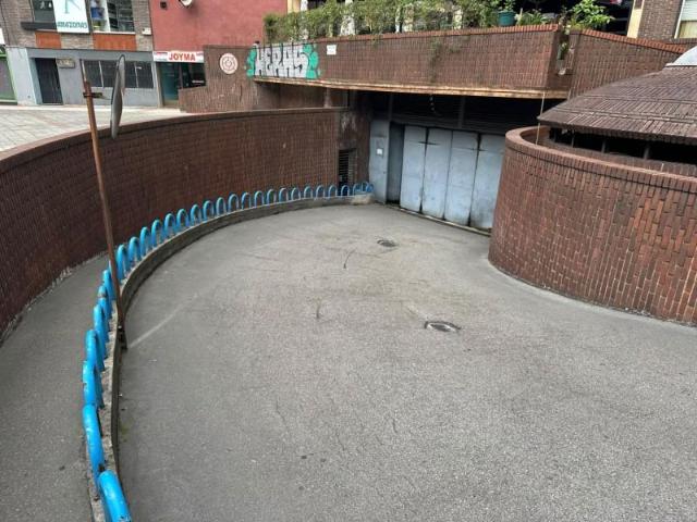 Plaza de parking en venta Oviedo