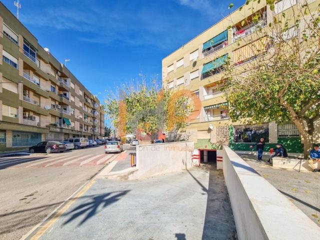 Plaza de parking en venta Albox